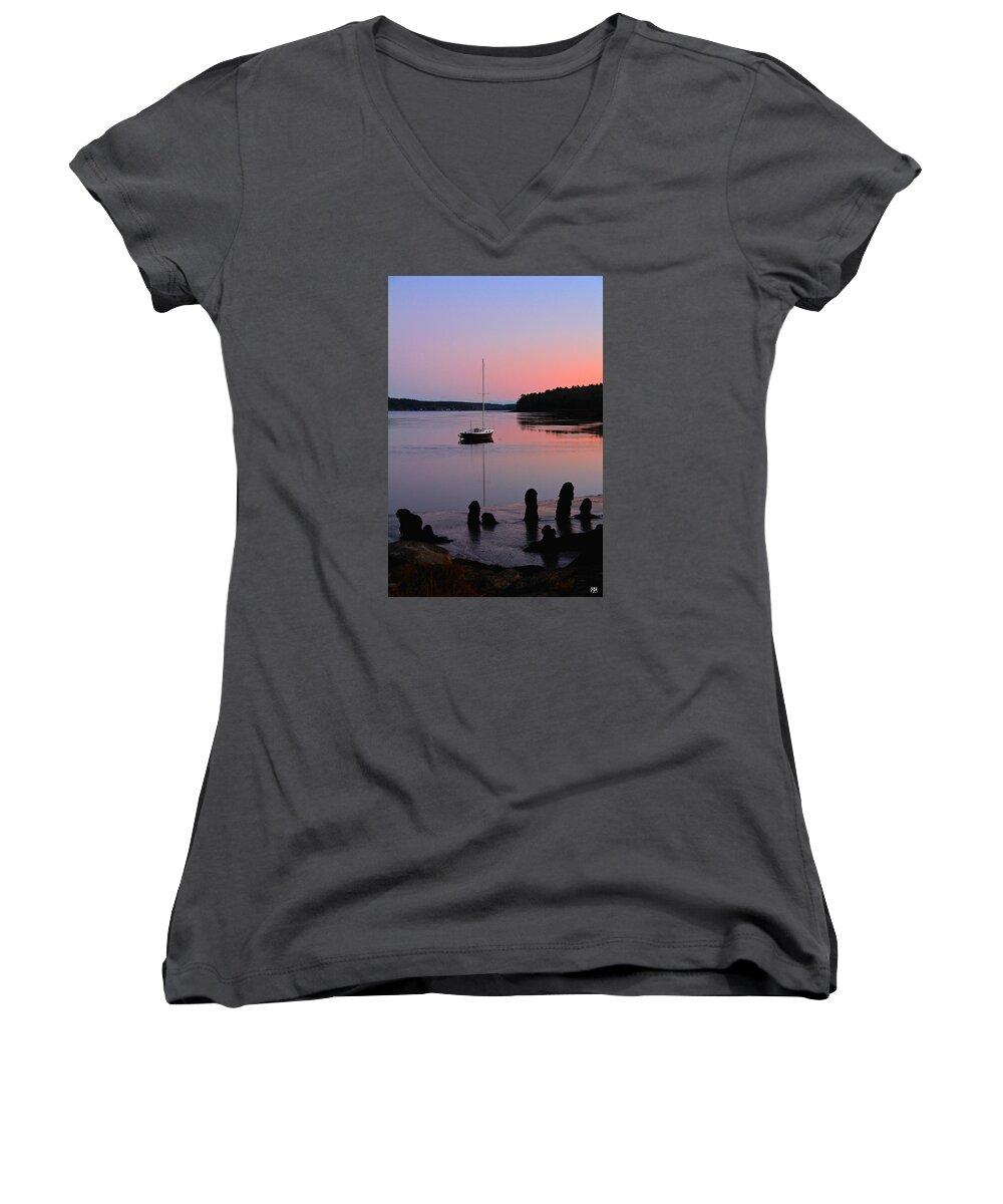 Sloop Women's V-Neck featuring the photograph Sloop Sunset by John Meader