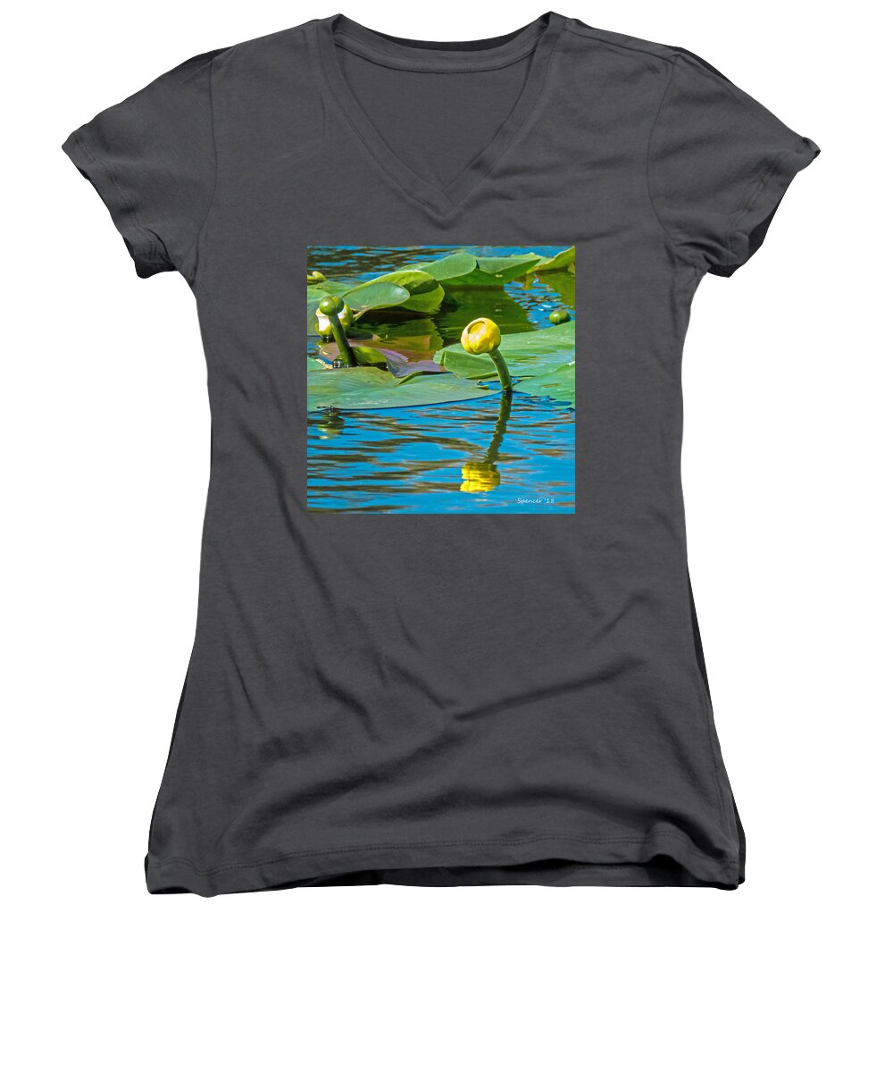 Plant Women's V-Neck featuring the photograph Spatterdock Bloom by T Guy Spencer