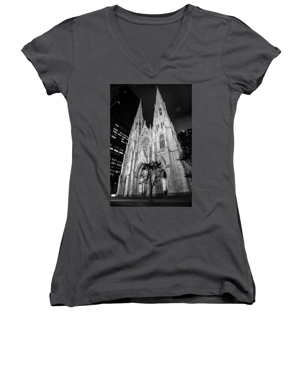 Nyc Women's V-Neck featuring the photograph St Patrick Cathedral Black and White by John McGraw