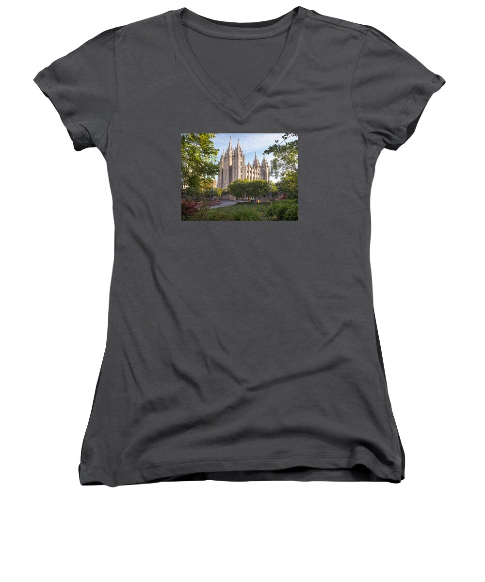 Salt Lake Temple Women's V-Neck featuring the photograph Summer at Temple Square by Emily Dickey