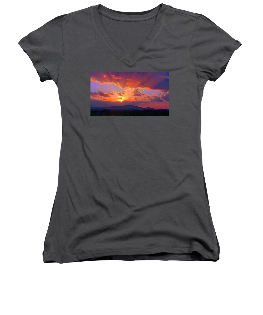 Sunset Women's V-Neck featuring the photograph Sunset Rays at Smith Mountain Lake by The James Roney Collection