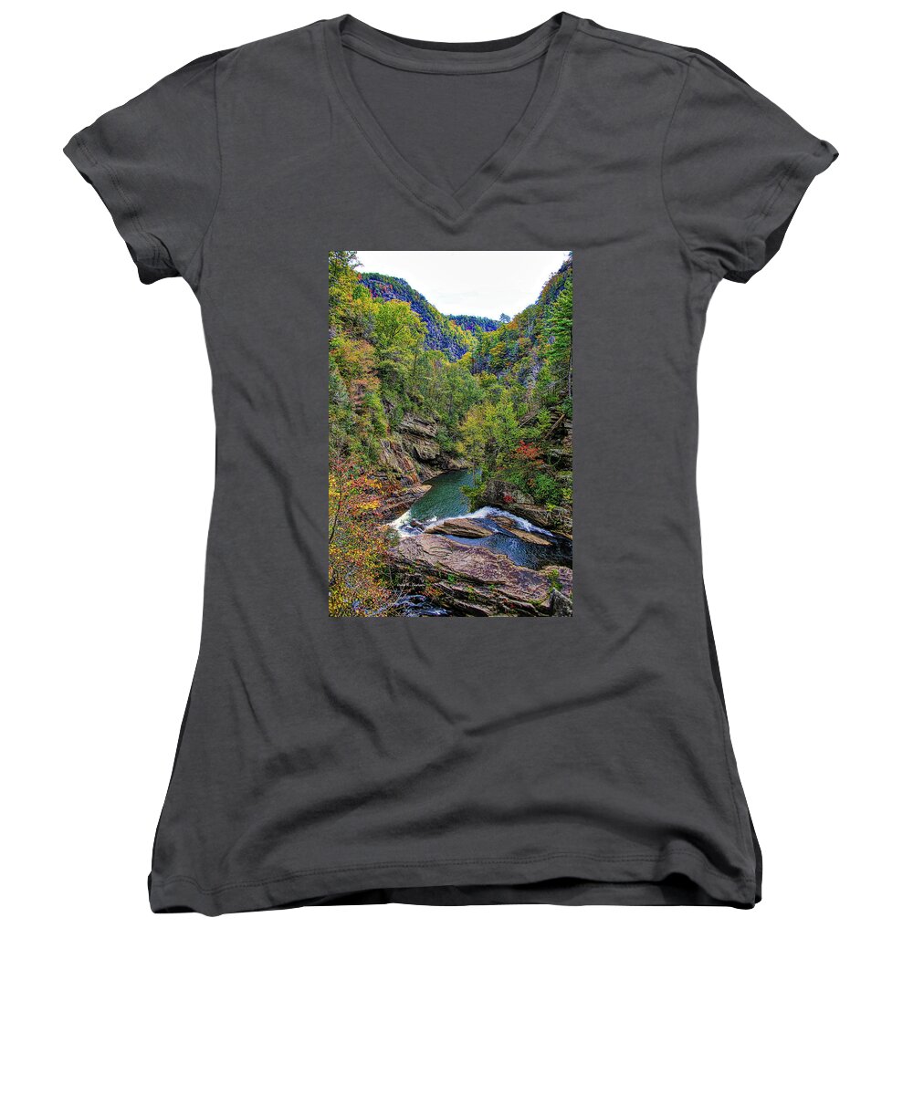 Tallulah Gorge Women's V-Neck featuring the photograph Tallulah Gorge by Dale R Carlson