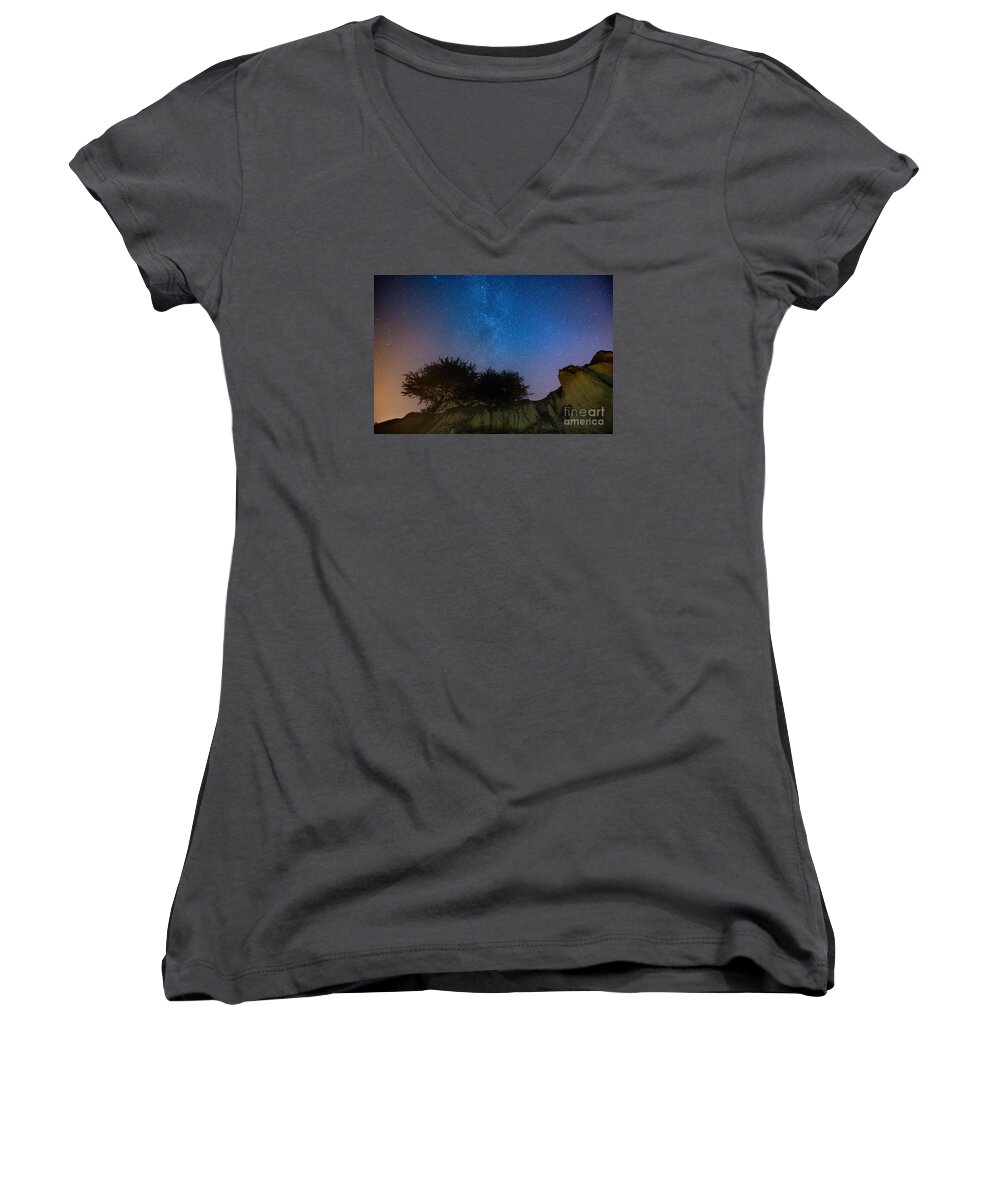 Milky Way Women's V-Neck featuring the photograph The Milky Way Above Shell Beach by Mimi Ditchie