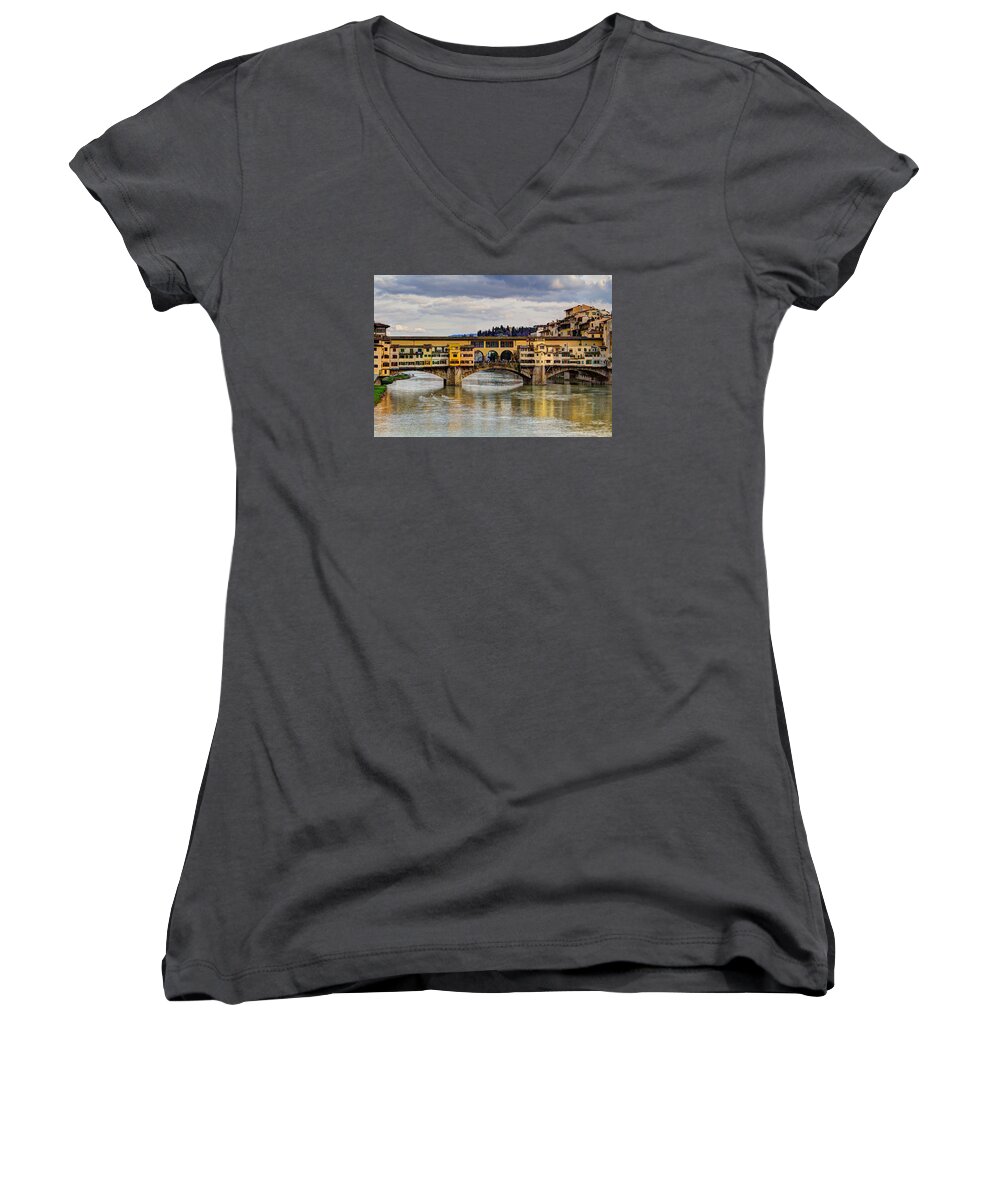 Travel Women's V-Neck featuring the photograph The Ponte Vecchio by Wade Brooks