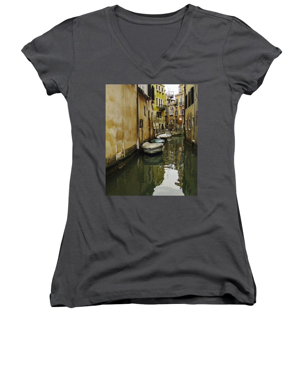 Venice Backroad Women's V-Neck featuring the photograph Venice Backroad by Phyllis Taylor