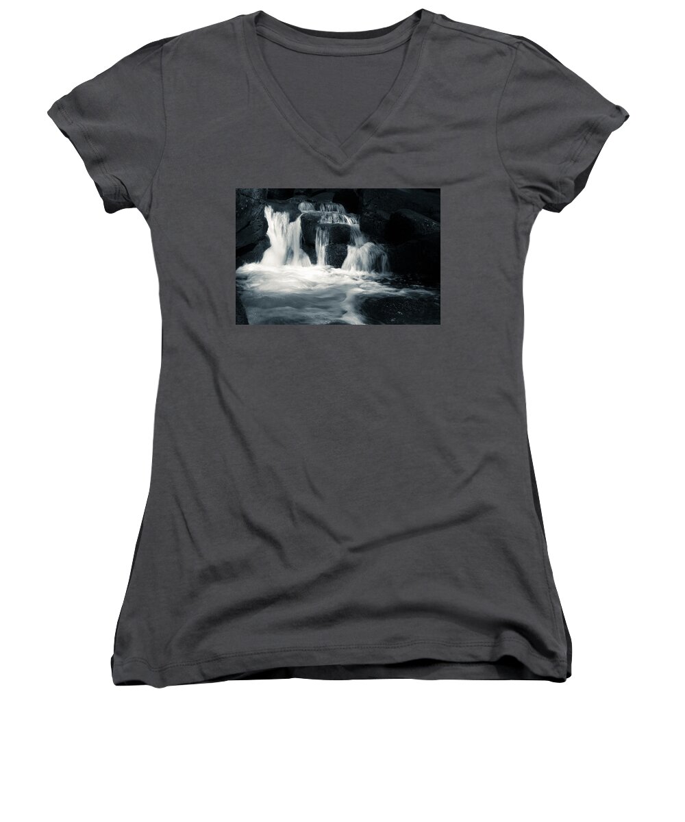 Nature Women's V-Neck featuring the photograph Water Stair by Andreas Levi
