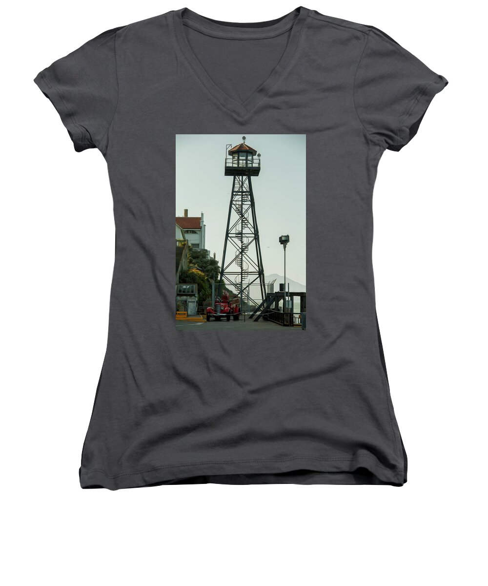 Firetruck Women's V-Neck featuring the photograph Water Tower by Stuart Manning