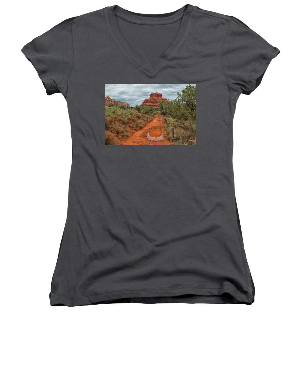 Bell Rock Women's V-Neck featuring the photograph Bells' Majesty by Tom Kelly
