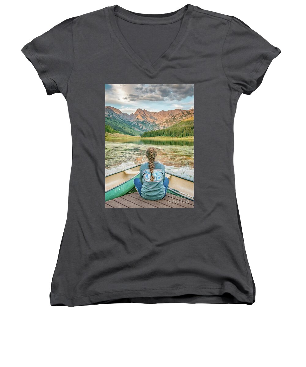 Contemplation Women's V-Neck featuring the photograph Contemplation by Melissa Lipton