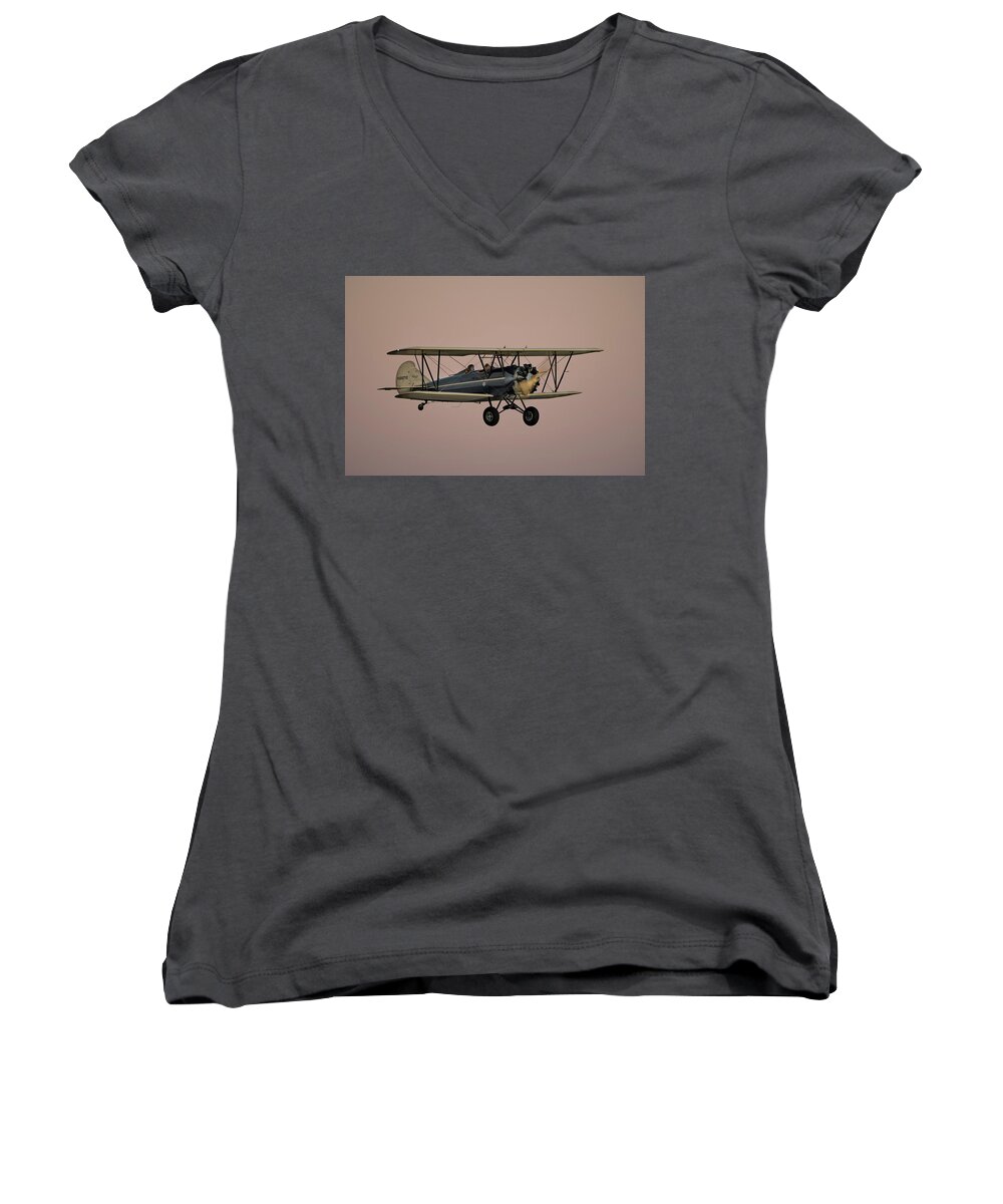  Aircraft Women's V-Neck featuring the photograph CURTISS WRIGHT Bi Plane by James David Phenicie