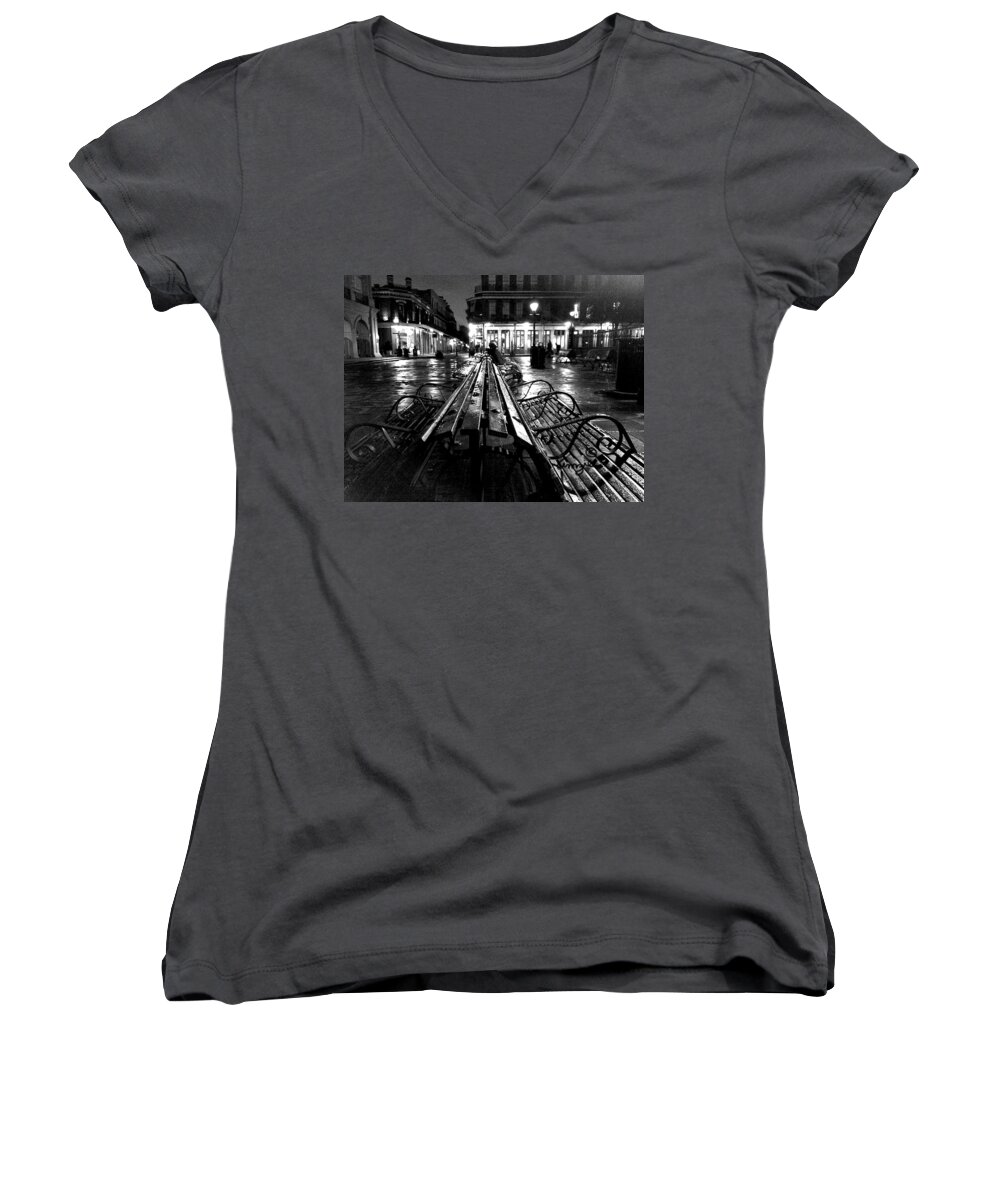 Amzie Adams Women's V-Neck featuring the photograph Jackson Square In The Rain by Amzie Adams