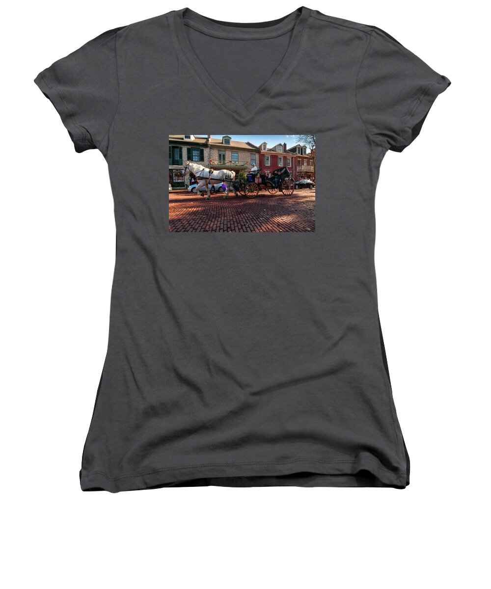 Missouri Women's V-Neck featuring the photograph Main Street Carriage by Steve Stuller