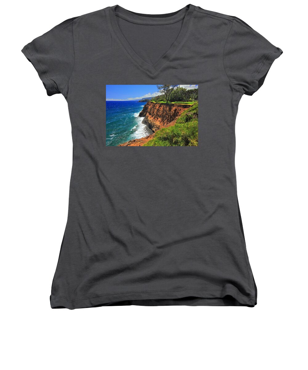 Women's V-Neck featuring the photograph North Hawaii View by John Bauer