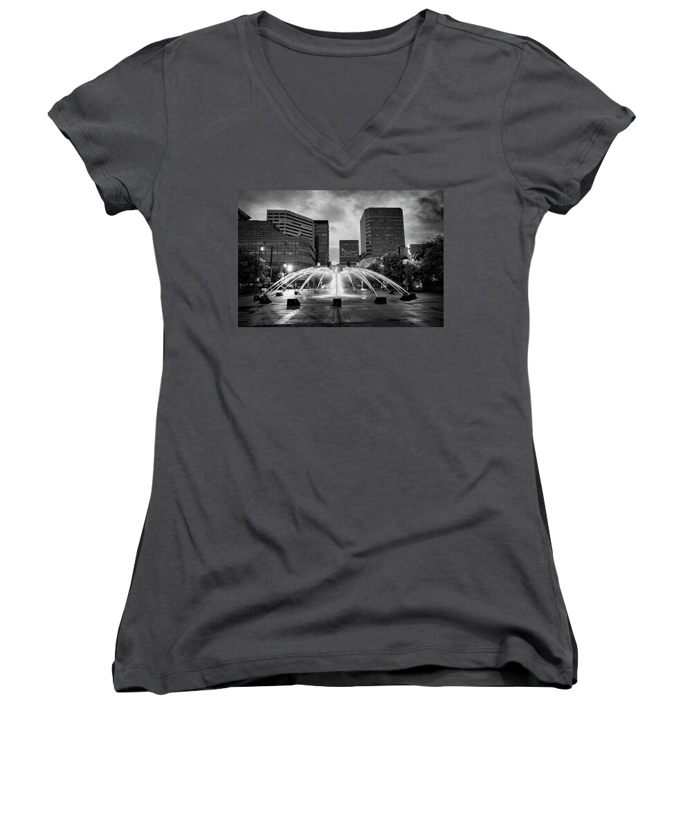 Buildings Women's V-Neck featuring the photograph Portland Fountains by Steven Clark