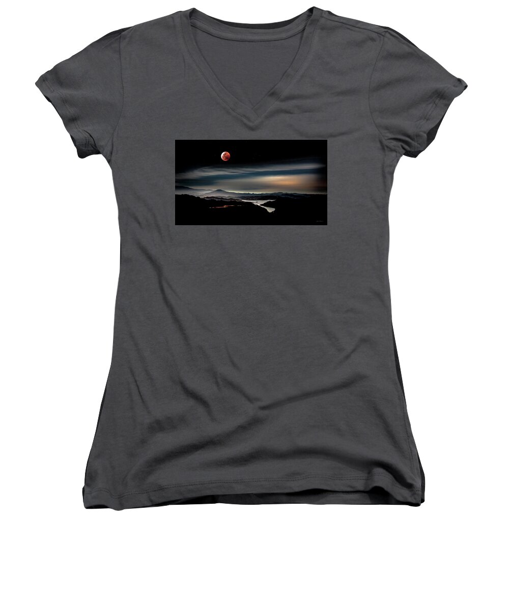 Photograph Women's V-Neck featuring the photograph Super Blood Wolf Moon Eclipse Over Lake Casitas at Ventura County, California by John A Rodriguez