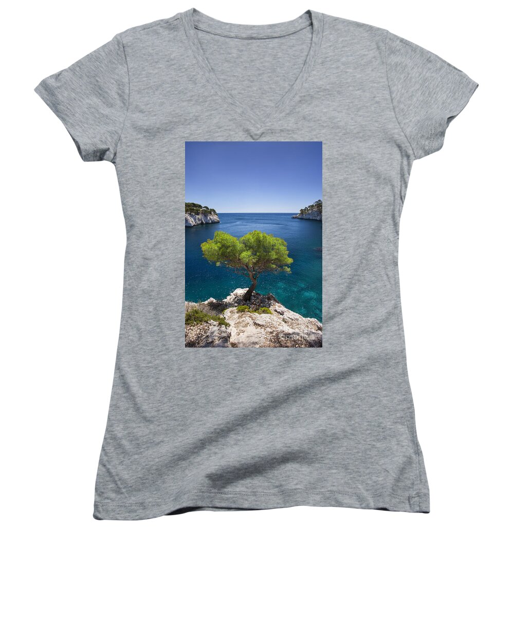 Provence Women's V-Neck featuring the photograph Lone Pine Tree #2 by Brian Jannsen