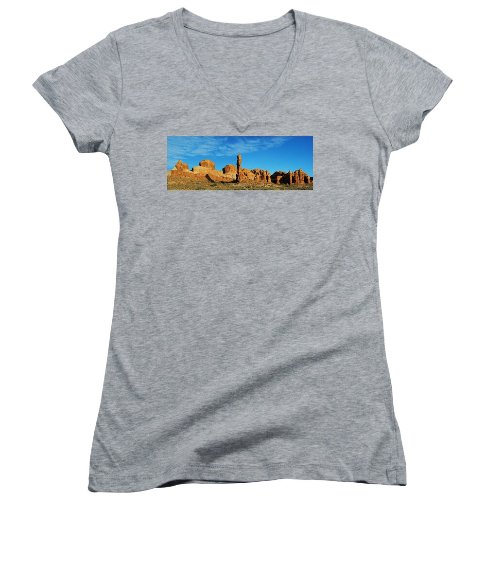 Arches National Park Women's V-Neck featuring the photograph Arches NP Morning Pan 3 by JustJeffAz Photography