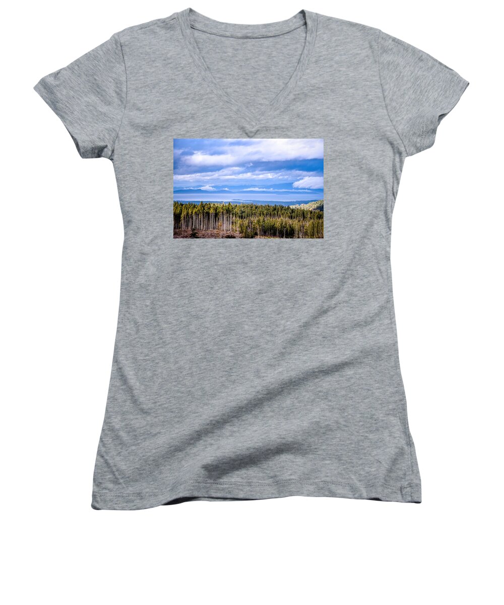 Backroad Women's V-Neck featuring the photograph Johnstone Strait High Elevation View by Roxy Hurtubise