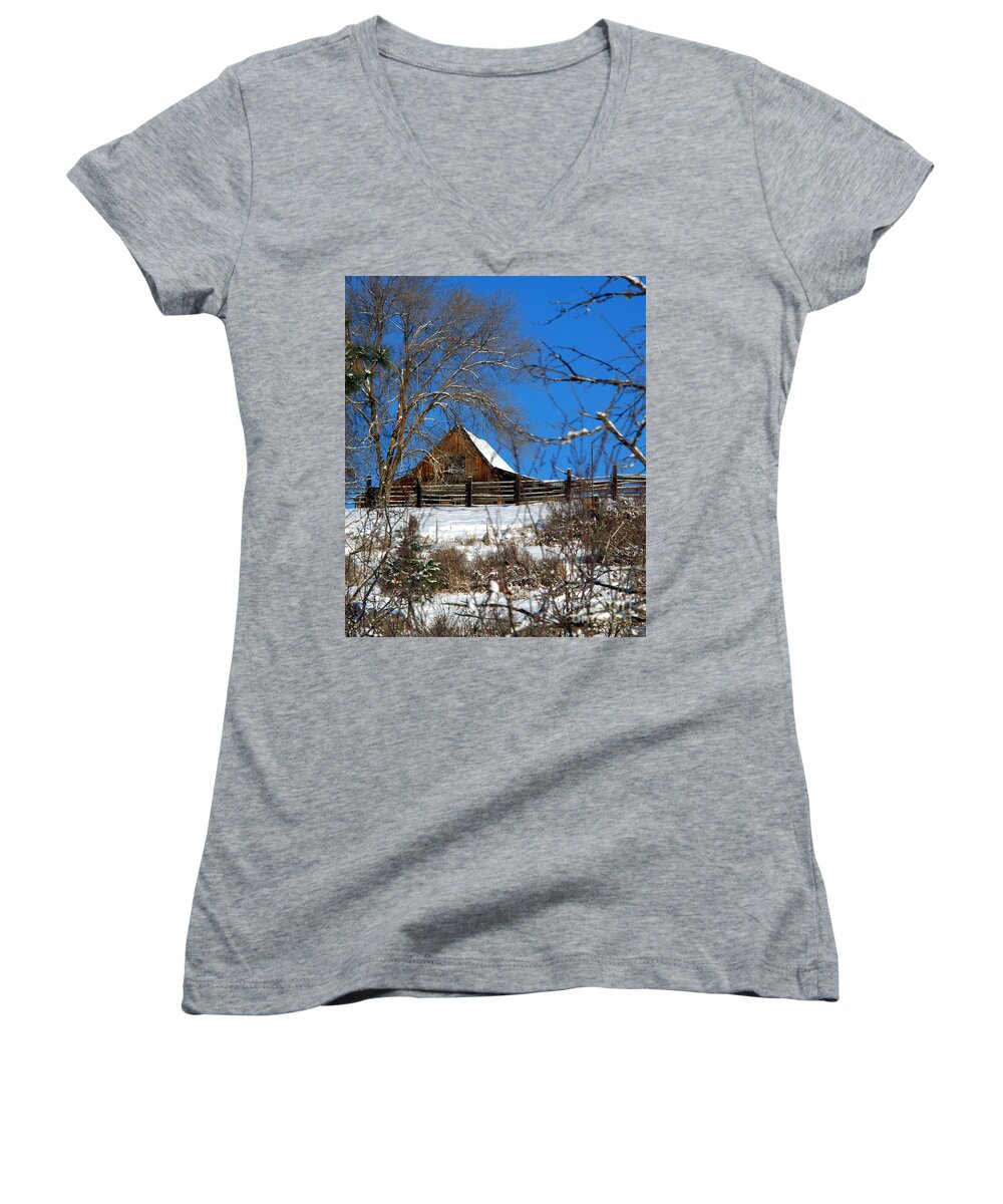Barn Women's V-Neck featuring the photograph Blue Sky by Loni Collins