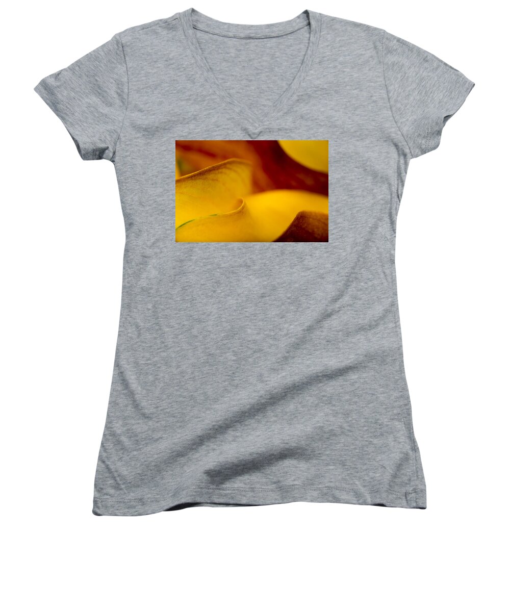 Abstract Women's V-Neck featuring the photograph Calla Lily Waves by Sebastian Musial