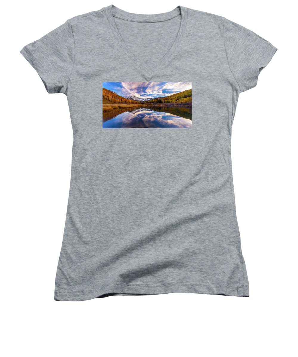 Nature Women's V-Neck featuring the photograph Colorful Reflection by Steven Reed