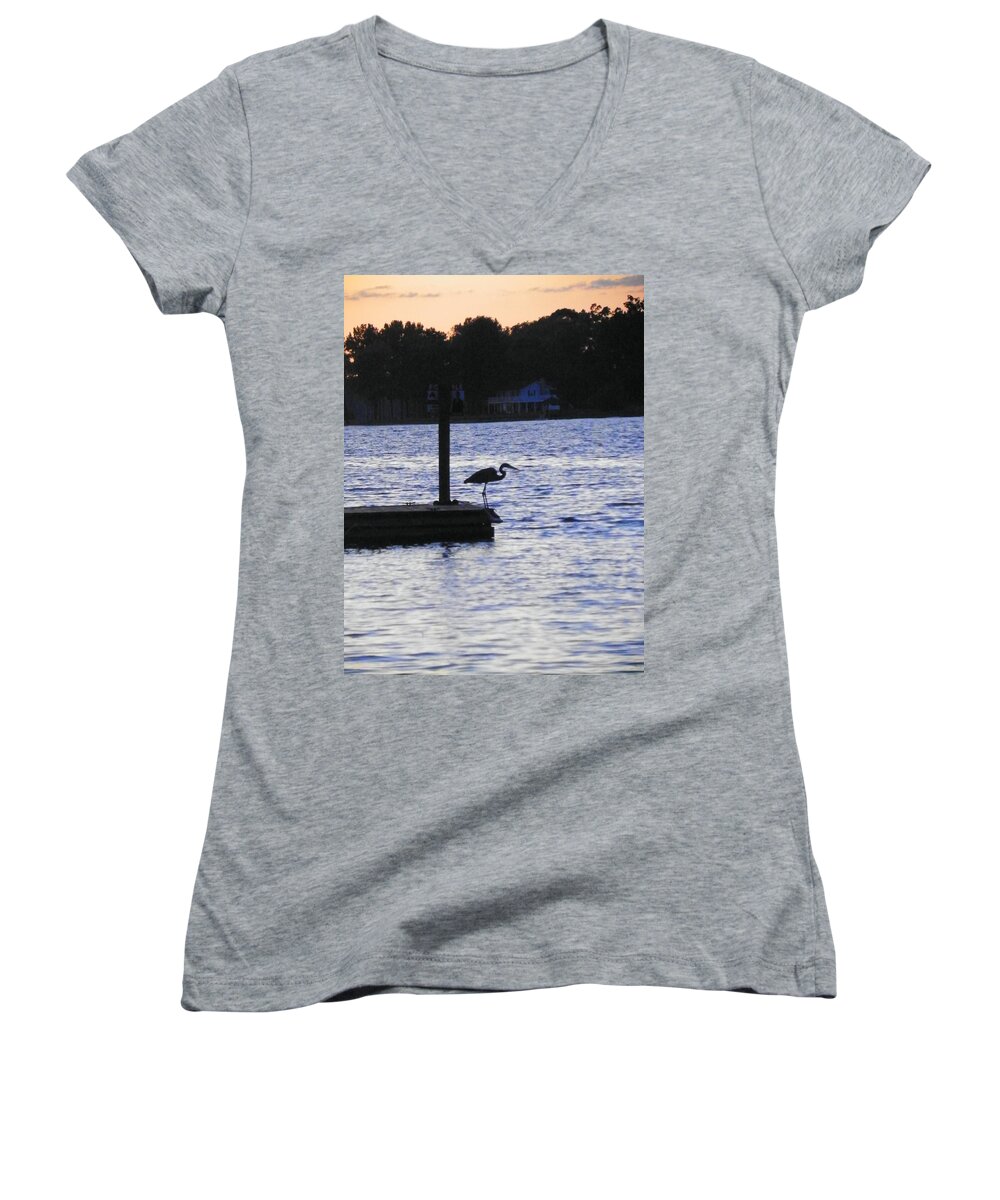Lake Murray S.c. Women's V-Neck featuring the photograph Heron by Lisa Wooten