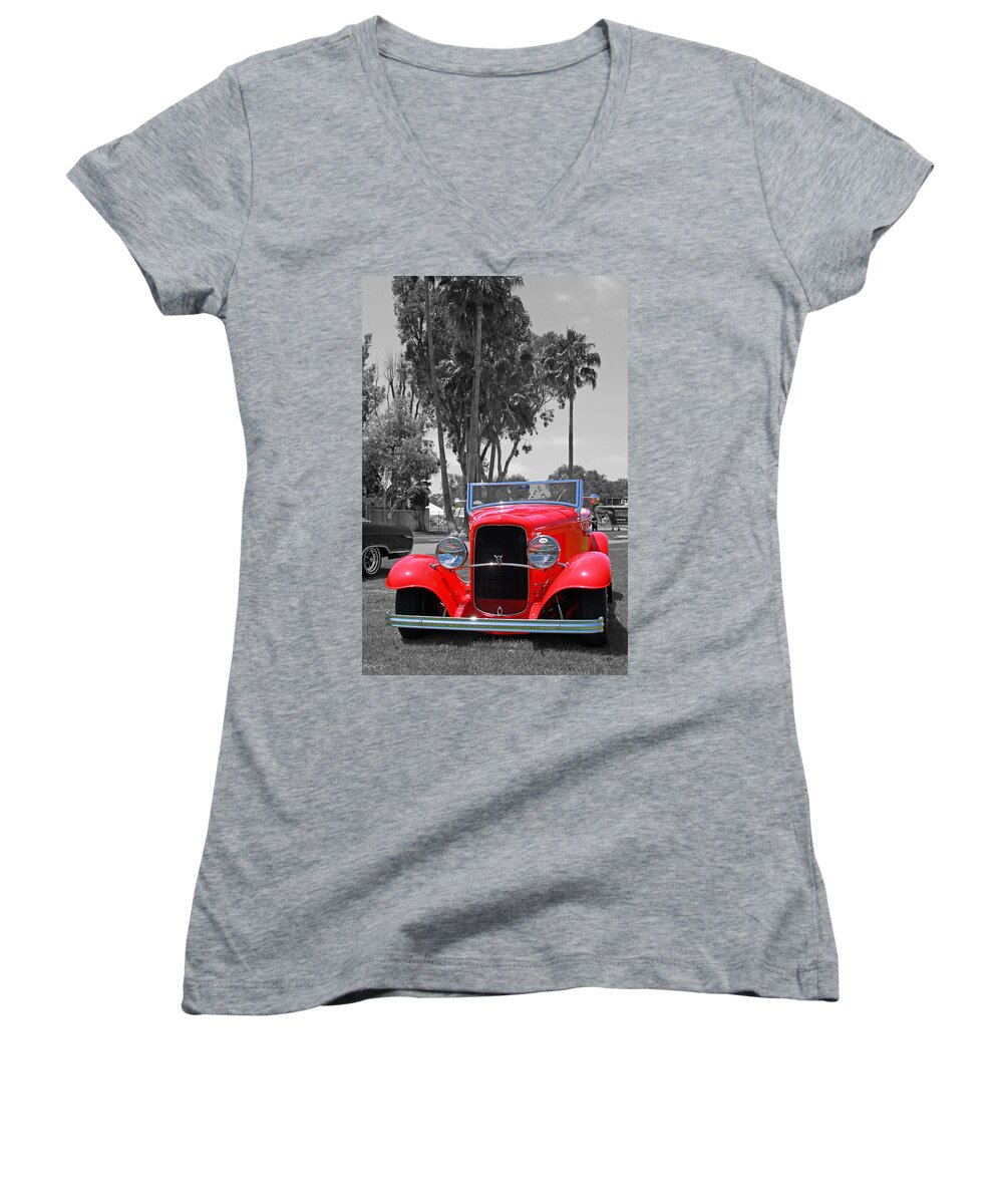 Classic Car Women's V-Neck featuring the photograph Hot V8 by Shoal Hollingsworth