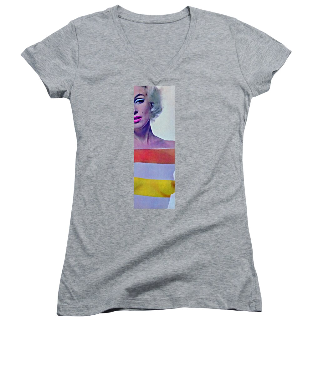 Color Nude Photo Of Marilyn Monroe Women's V-Neck featuring the photograph Peek a Boo Marilyn Monroe by Joan Reese