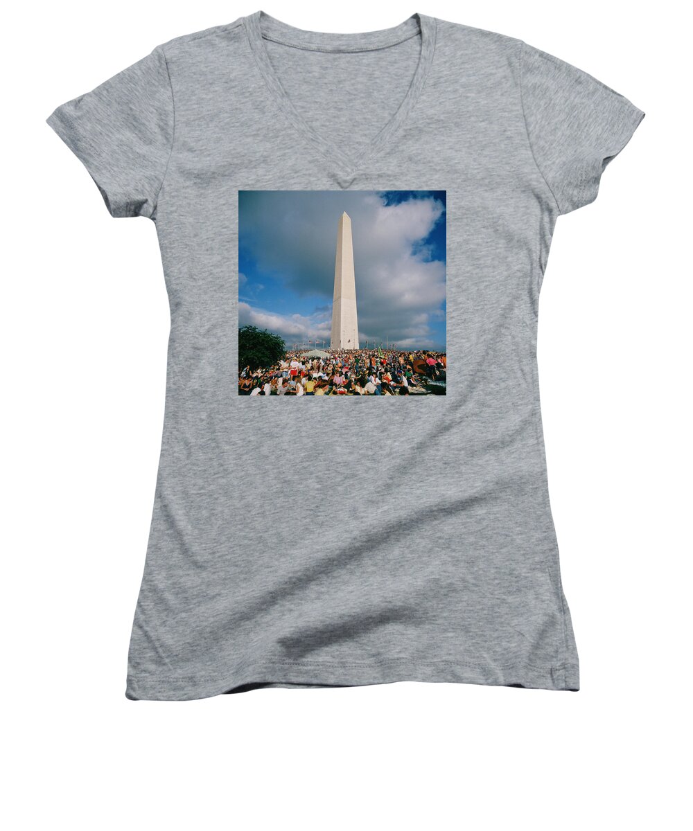 Photography Women's V-Neck featuring the photograph People At Washington Monument, The by Panoramic Images