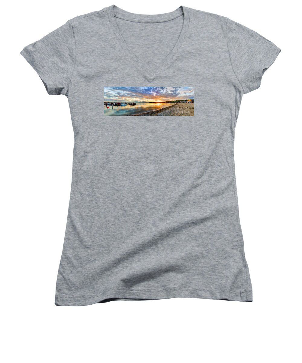 Beach Women's V-Neck featuring the photograph Pewaukee Vibrant Evening by Andrew Slater