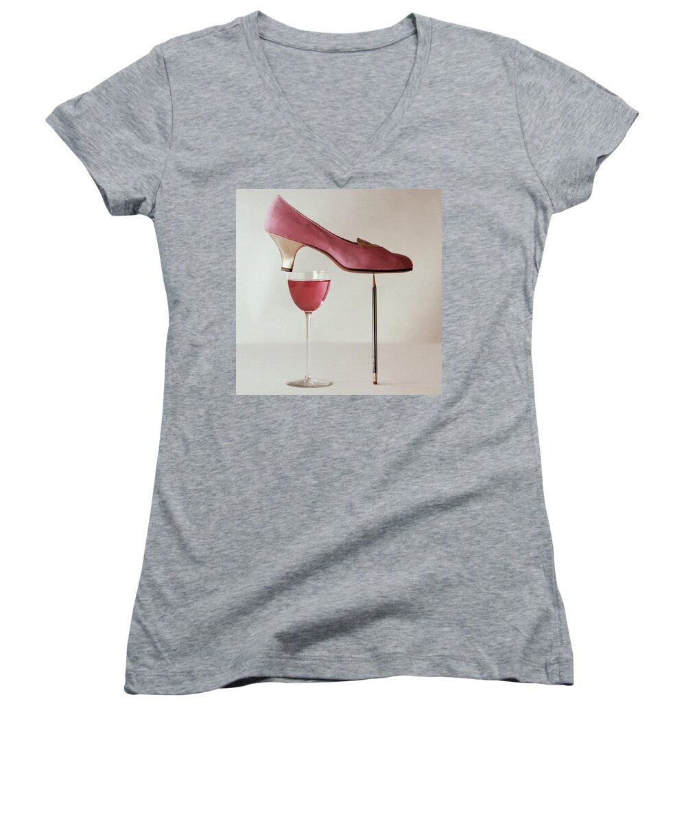 Accessories Women's V-Neck featuring the photograph Pink Capezio Pump by Richard Rutledge