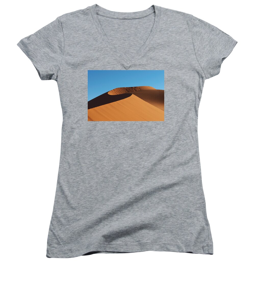 Desert Women's V-Neck featuring the photograph Sand dune by Ivan Slosar