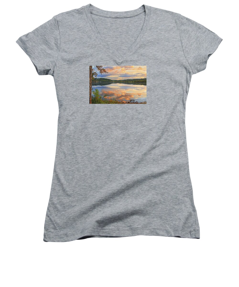 Trees Women's V-Neck featuring the photograph Soddy Lake by Geraldine DeBoer