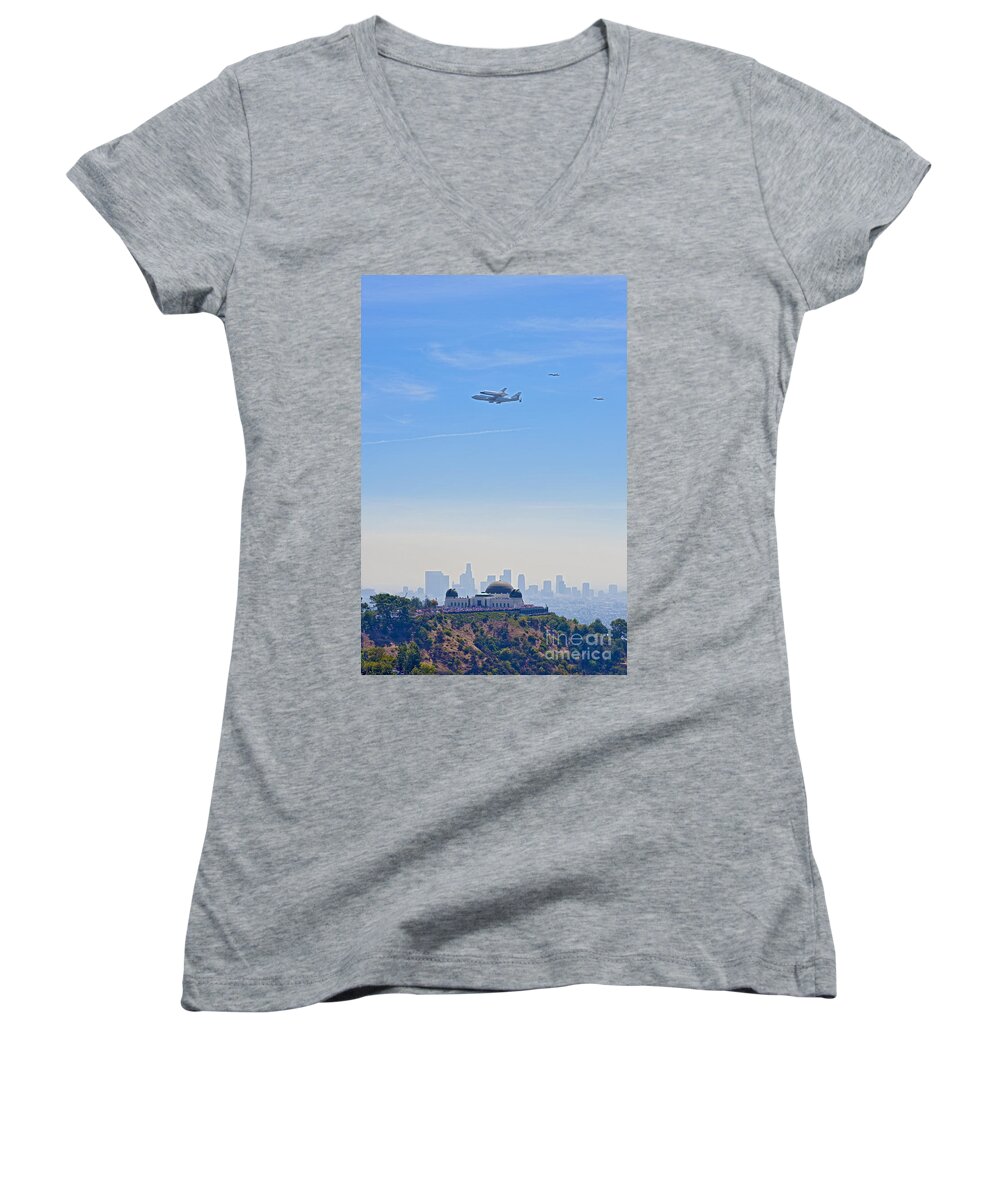 Space Shuttle Endeavour Over Los Angeles Ca Women's V-Neck featuring the photograph Space shuttle Endeavour and chase planes over the Griffith Observatory by David Zanzinger