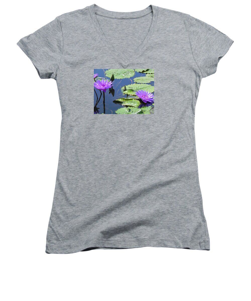 Photography Women's V-Neck featuring the photograph Striking Silhouettes by Chrisann Ellis
