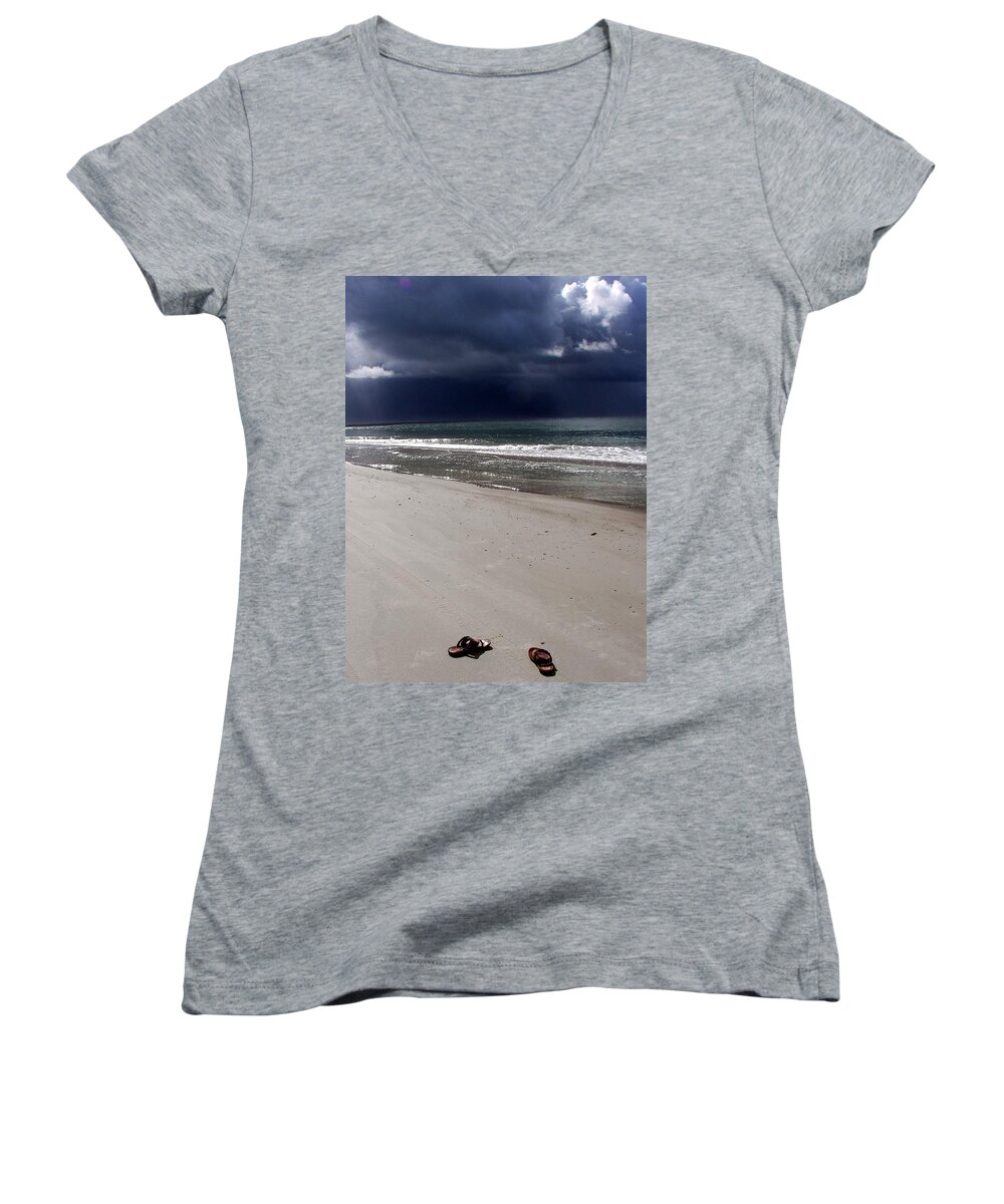 Topsail Island Women's V-Neck featuring the photograph Time To Go by Karen Wiles