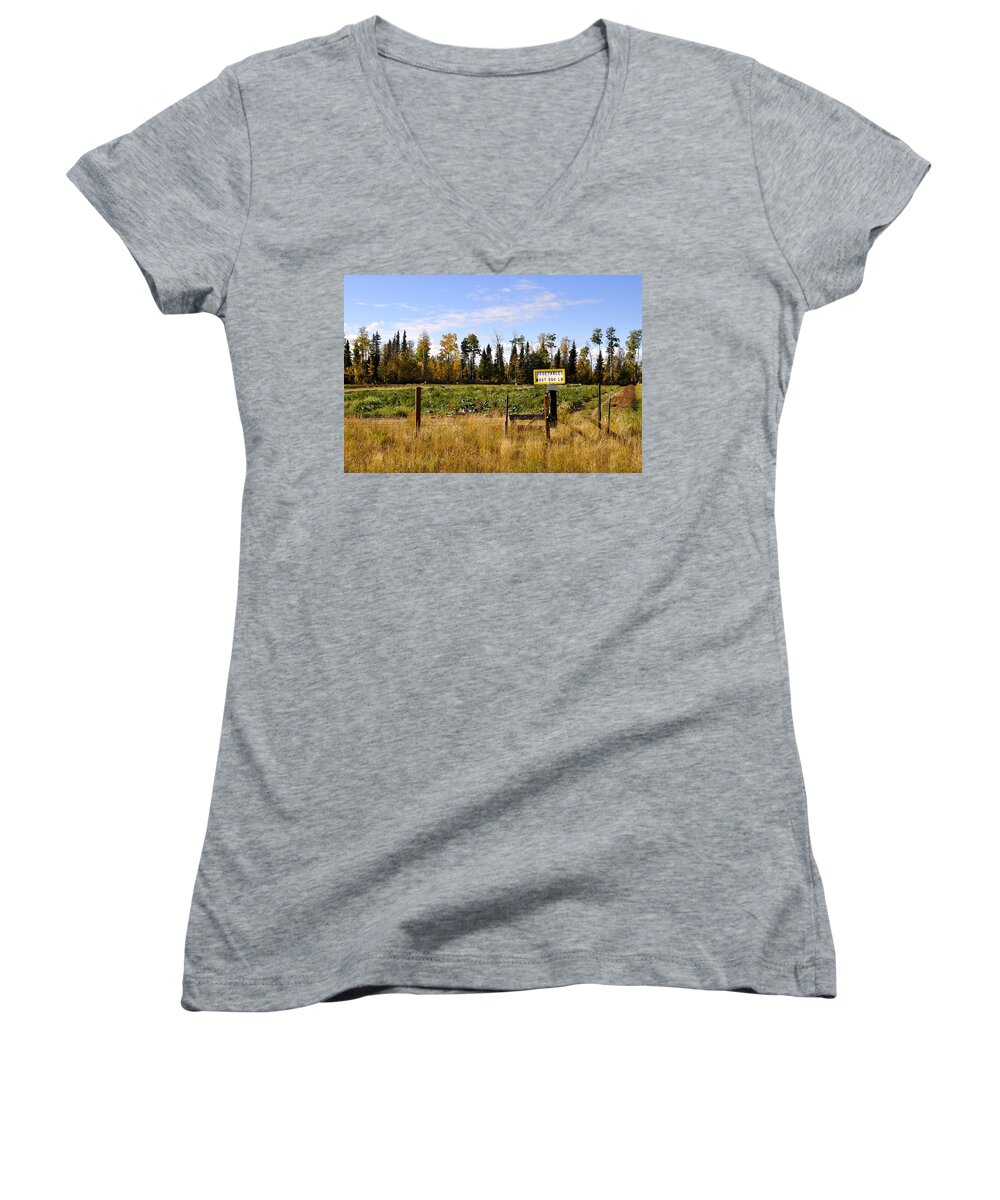 Fall Women's V-Neck featuring the photograph Vegetables for Sale by Cathy Mahnke