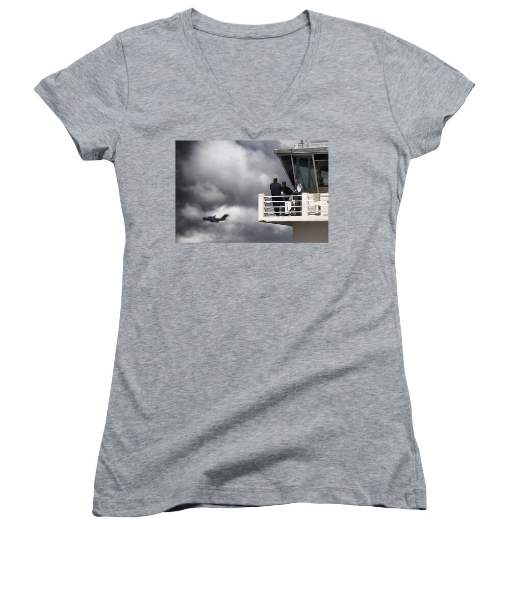 Boeing C-17 Globemaster Iii Women's V-Neck featuring the photograph Waiting for You by Paul Job