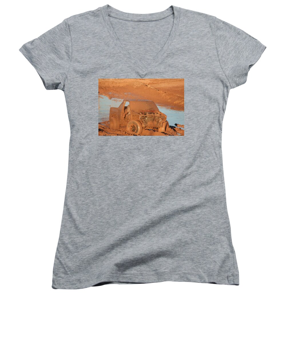 Lost Women's V-Neck featuring the photograph Which way by David S Reynolds