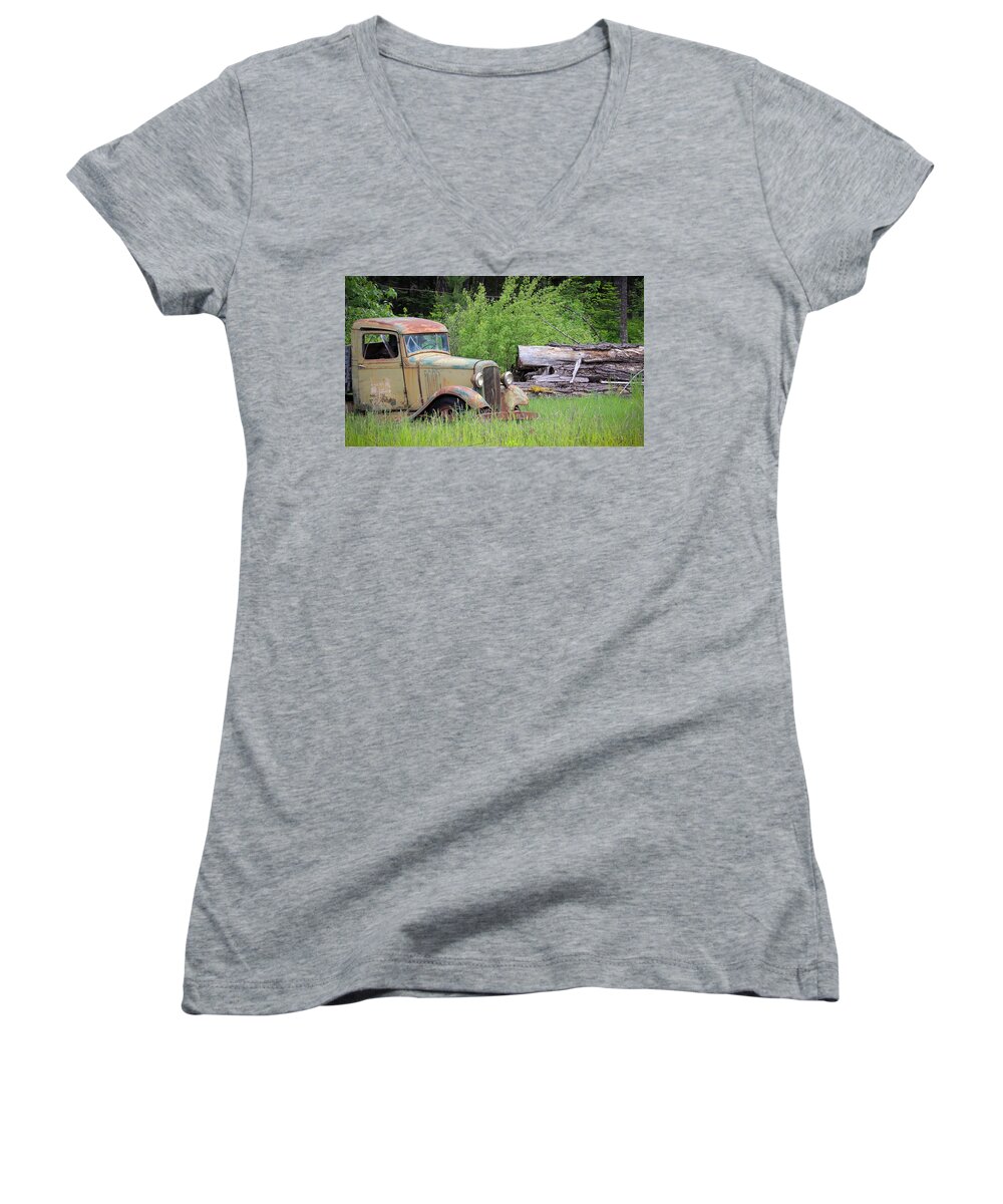 Abandoned Truck Women's V-Neck featuring the photograph Abandoned by Steve McKinzie
