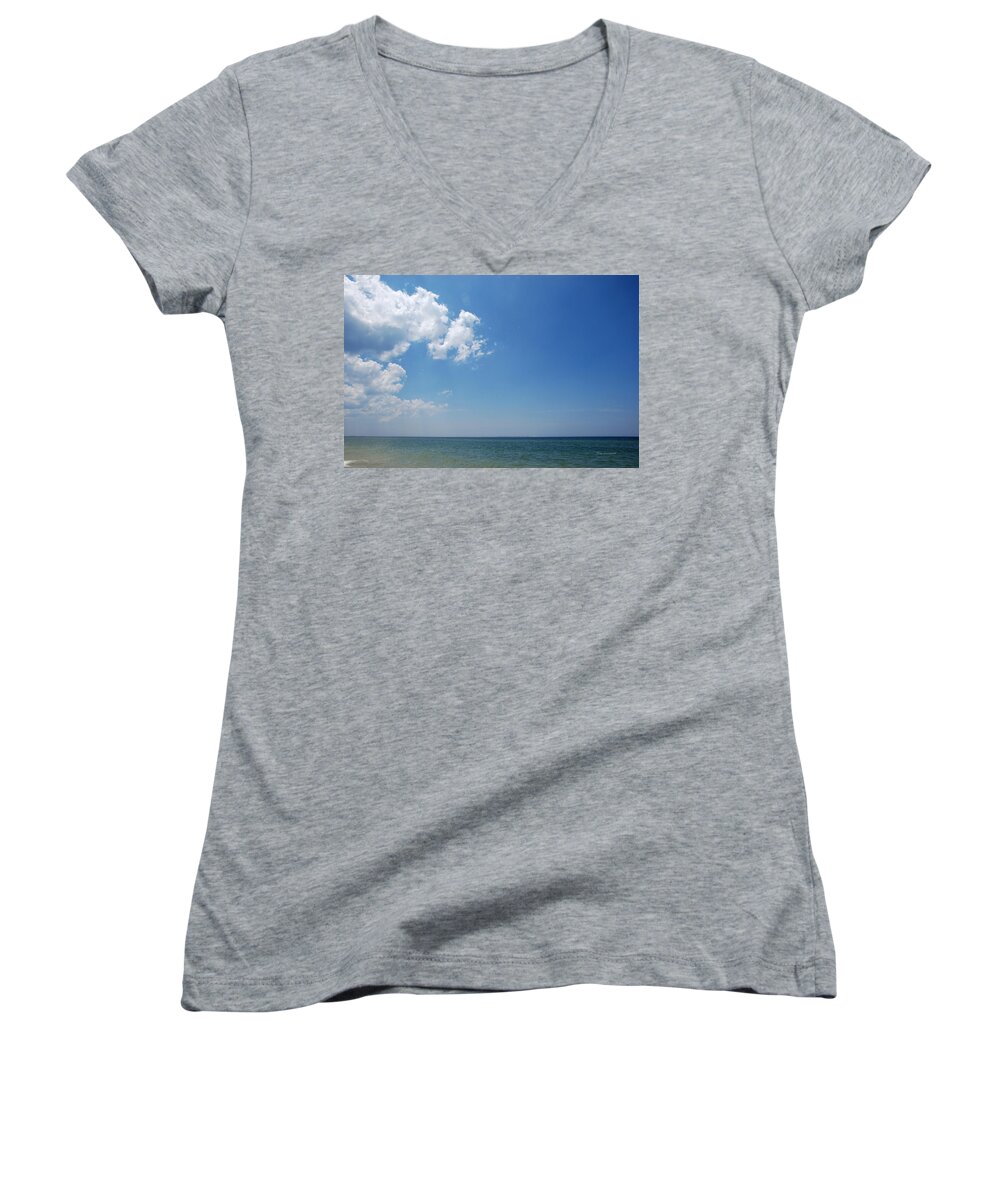 Mexico Beach Women's V-Neck featuring the photograph Gulf Sky by Kay Lovingood