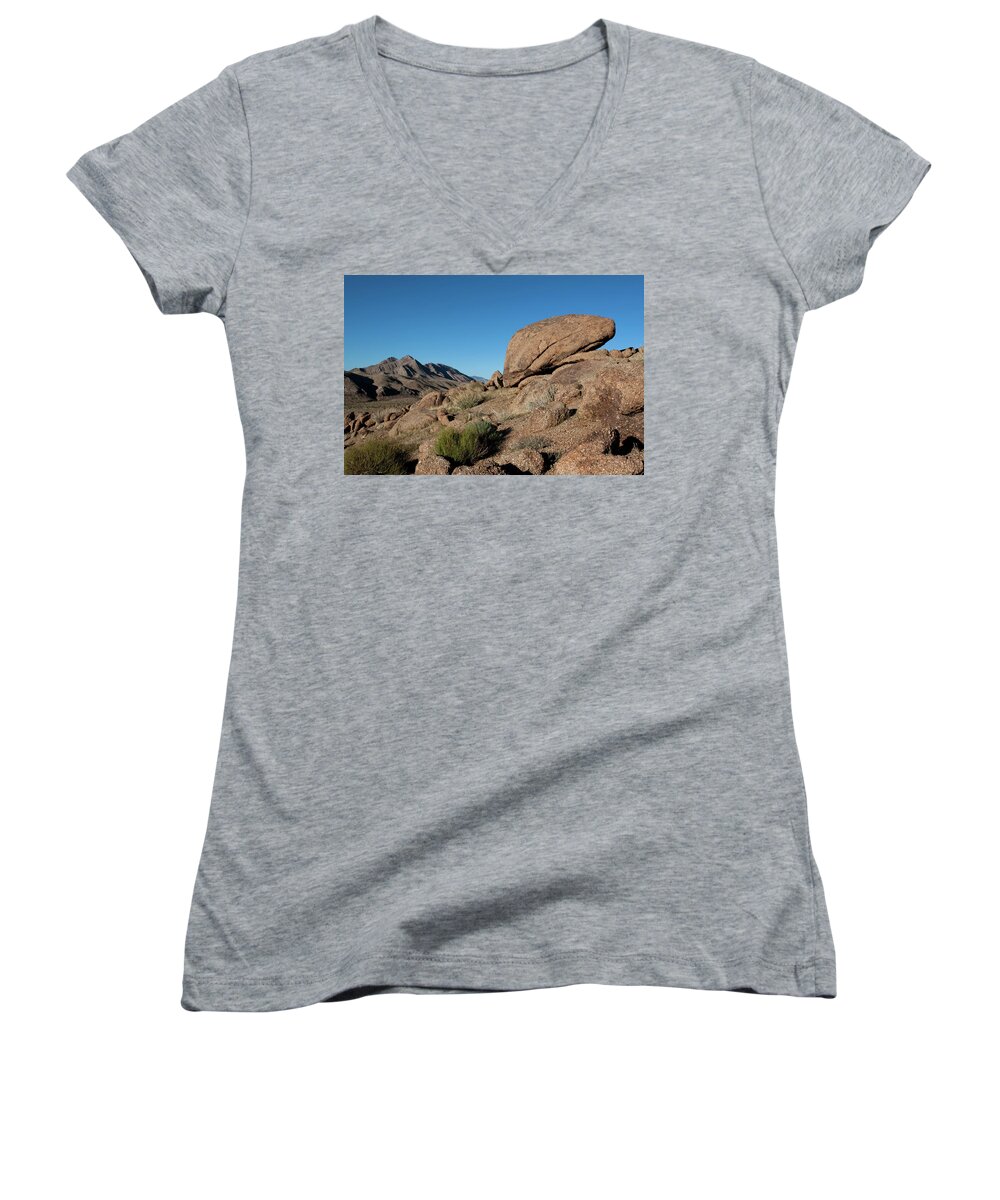 Gold Butte Region Women's V-Neck featuring the photograph Humping Rock by Lorraine Devon Wilke