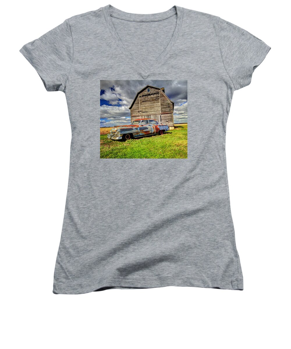  Women's V-Neck featuring the photograph Rusty Old Cadillac by Peter Ciro