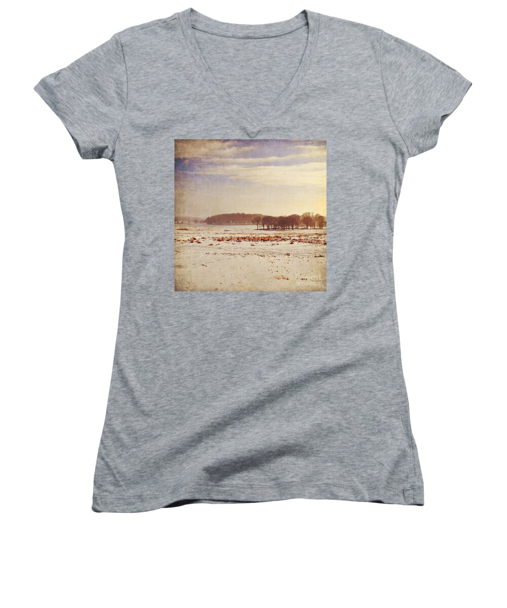 Snow Women's V-Neck featuring the photograph Snowy Landscape by Lyn Randle