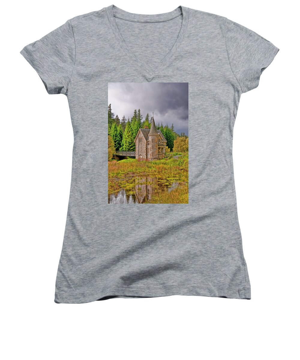 Ardverikie Gatelodge Women's V-Neck featuring the photograph The Gatelodge by Chris Thaxter