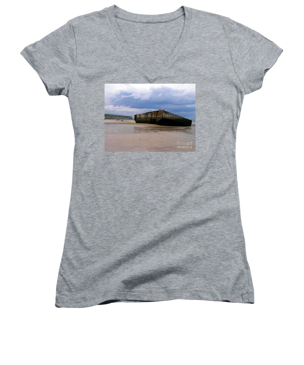  Women's V-Neck featuring the photograph The Last Grave by Donato Iannuzzi