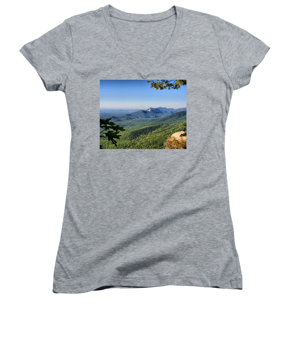 south Carolina Women's V-Neck featuring the photograph View from Caesar's Head by Lynne Jenkins