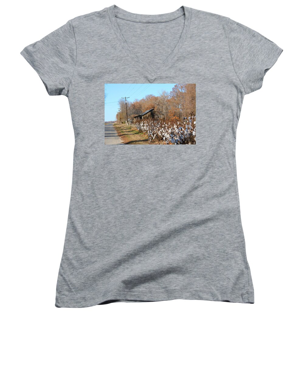 House Women's V-Neck featuring the photograph Back Roads of MS #1 by Karen Wagner