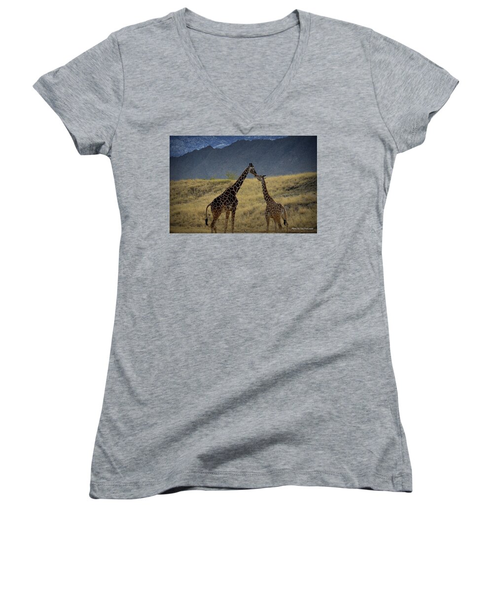 Desert Women's V-Neck featuring the photograph Desert Palm Giraffe 001 #1 by Guy Hoffman