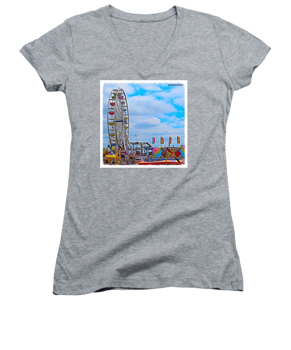 Exploring Women's V-Neck featuring the photograph #exploring The #austin, #texas #rodeo #1 by Austin Tuxedo Cat